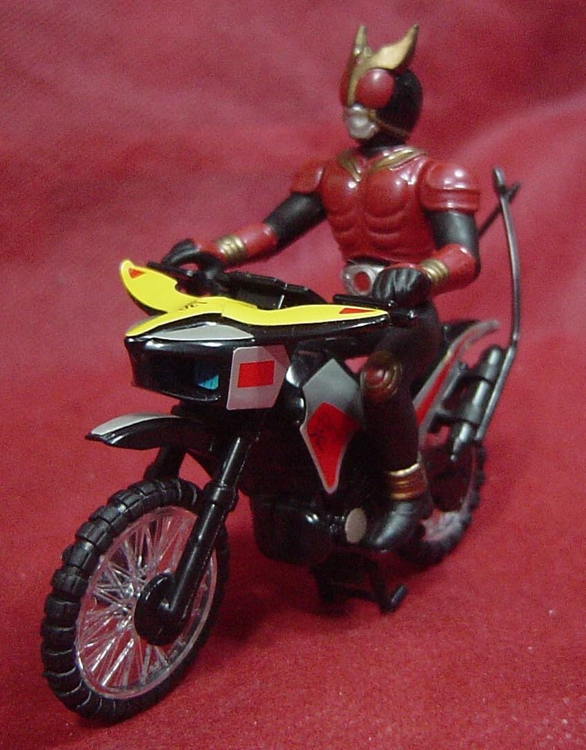 【仮面ライダークウガ&トライチェイサー2000】完成品 仮面ライダークウガ」トライチェイサー2000がFigure