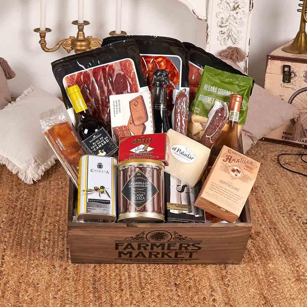 Cesta de Navidad Gourmet - Lote Gour 410-25 / con vinos, cava Juve Camps, ibéricos de bellota y cebo campo, foie gras, conservas premium, queso curado y dulces en cajón de nogal