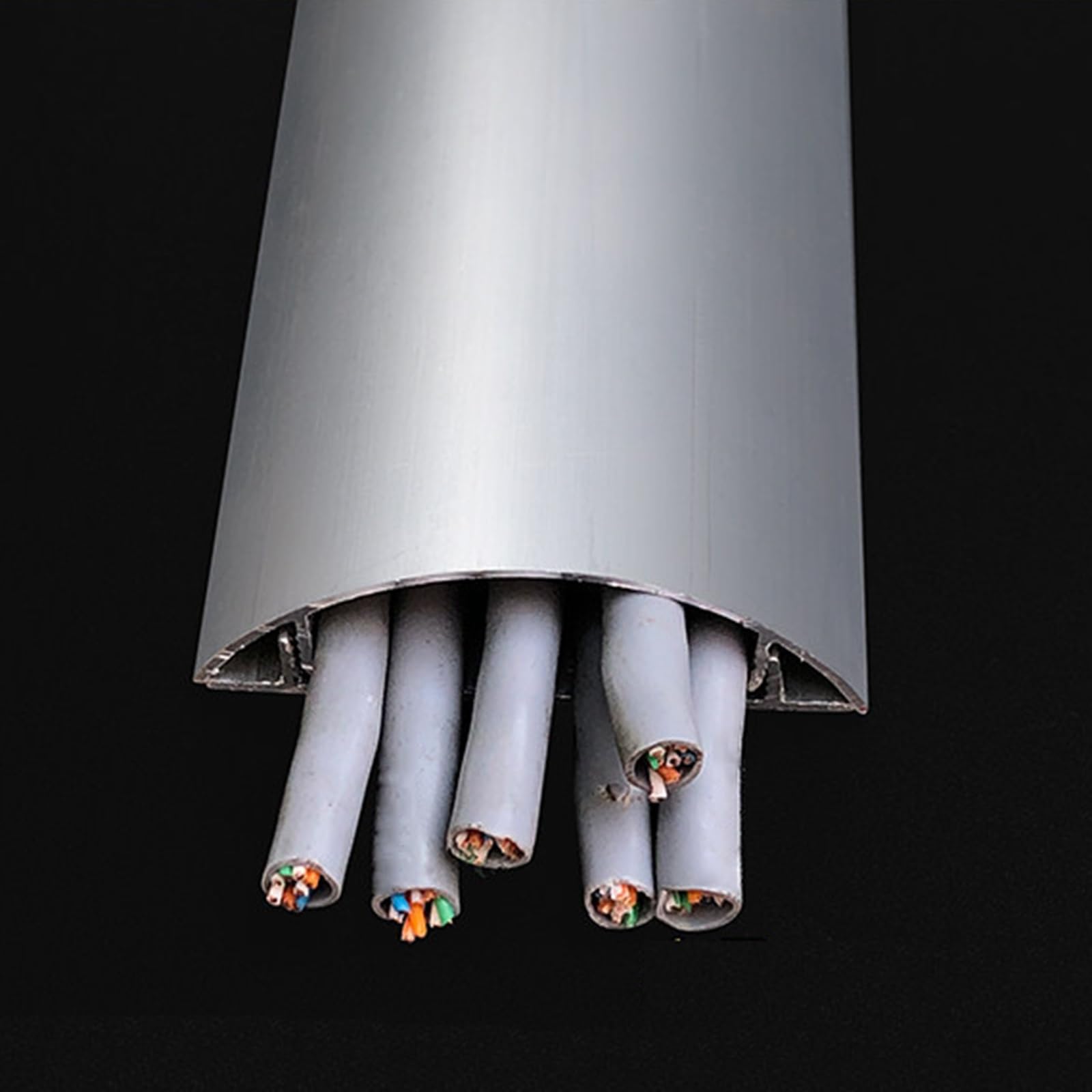 Copertura Per Cavi Autocollante Per Pavimento, Protettore Di Cavi In Metallo, Kit Di Organizzazione E Gestione Cavi Da 100cm Per Uffici(Argento,5 * 100cm)
