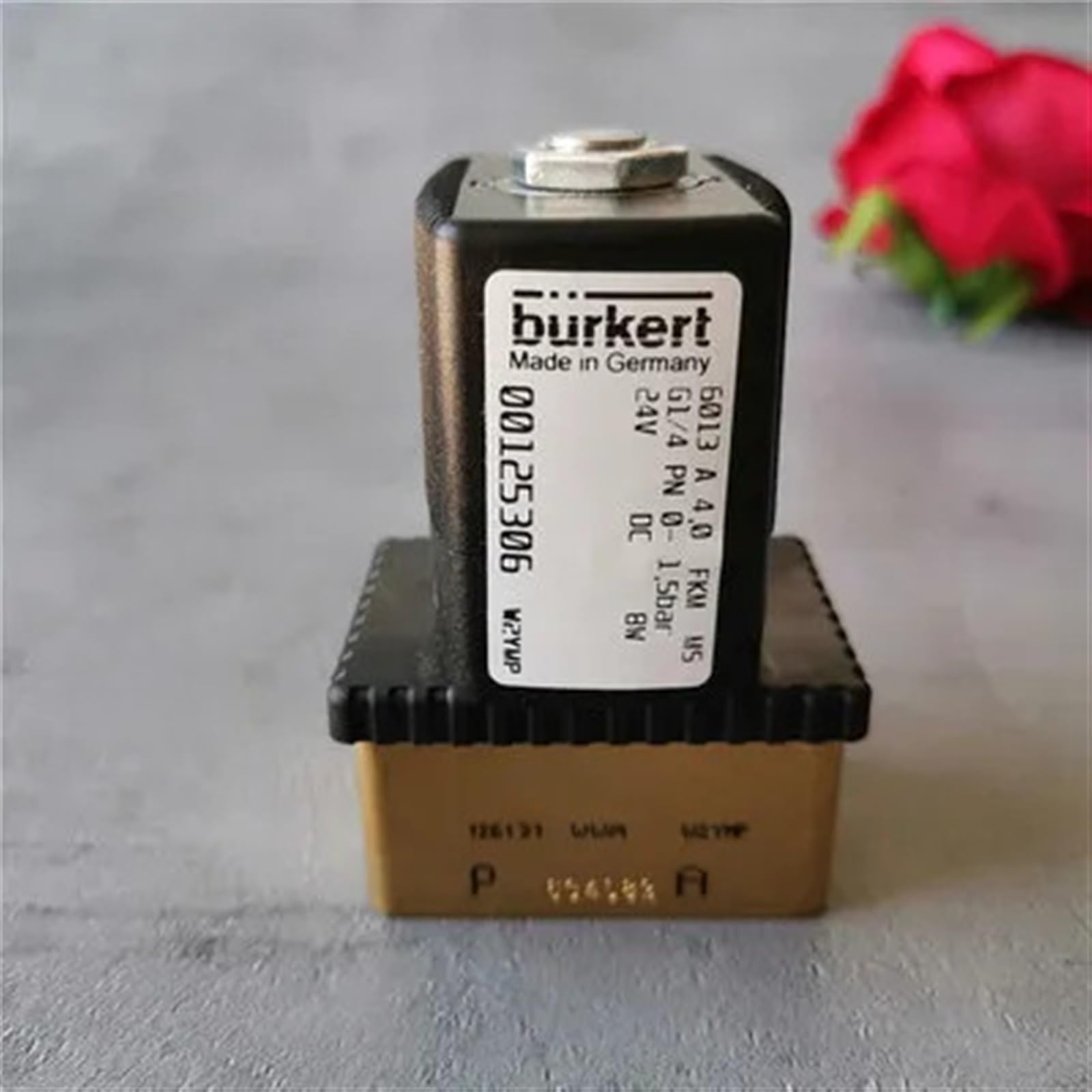 Huuoqiwy One Color 1Pcs Solenoid Valve 00125306