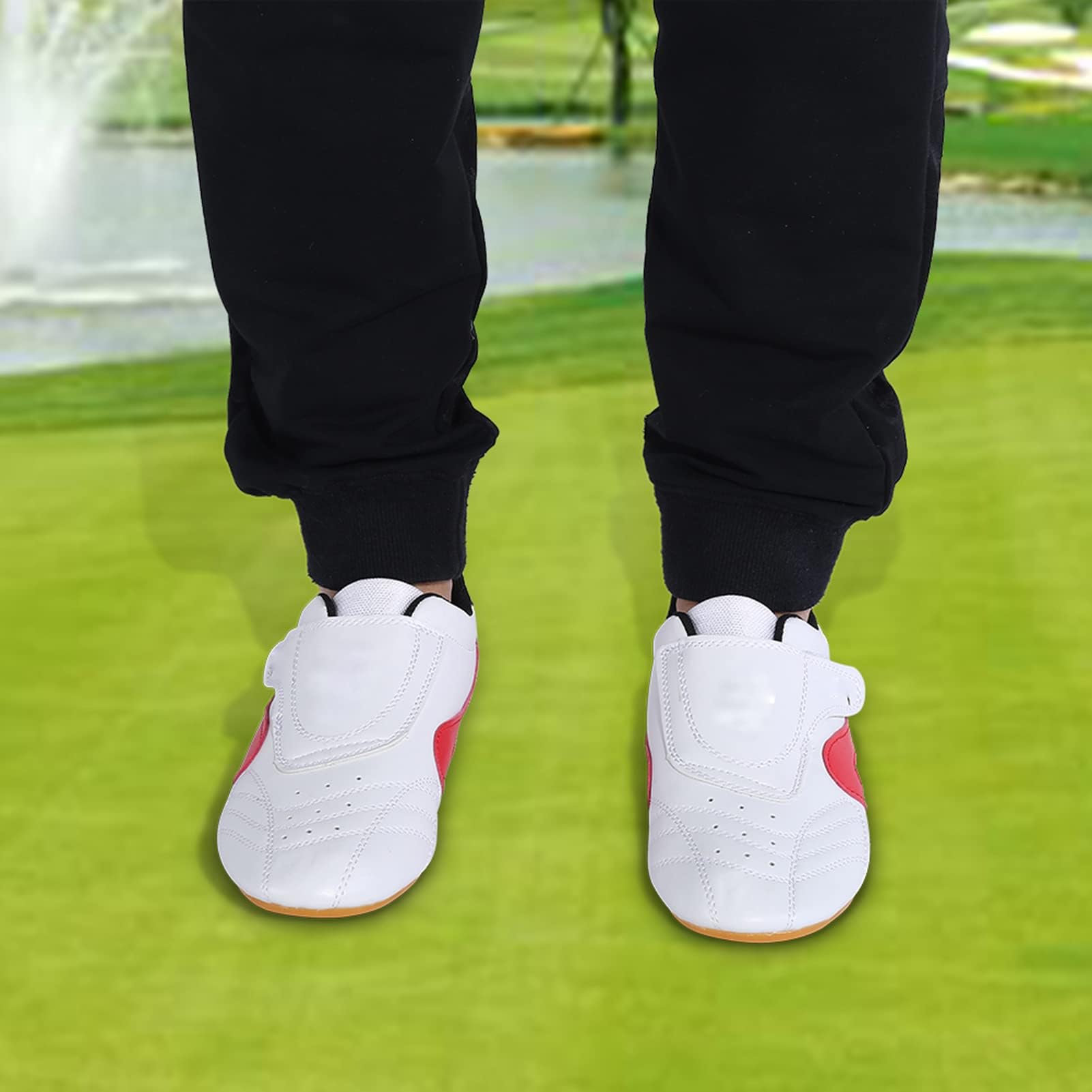 Chaussures de Karaté pour Hommes, Chaussures Tai Chi, Unisexe Taekwondo Boxe Kung Fu Tai Chi Sport Chaussures de Sport pour Enfants Adultes Hot