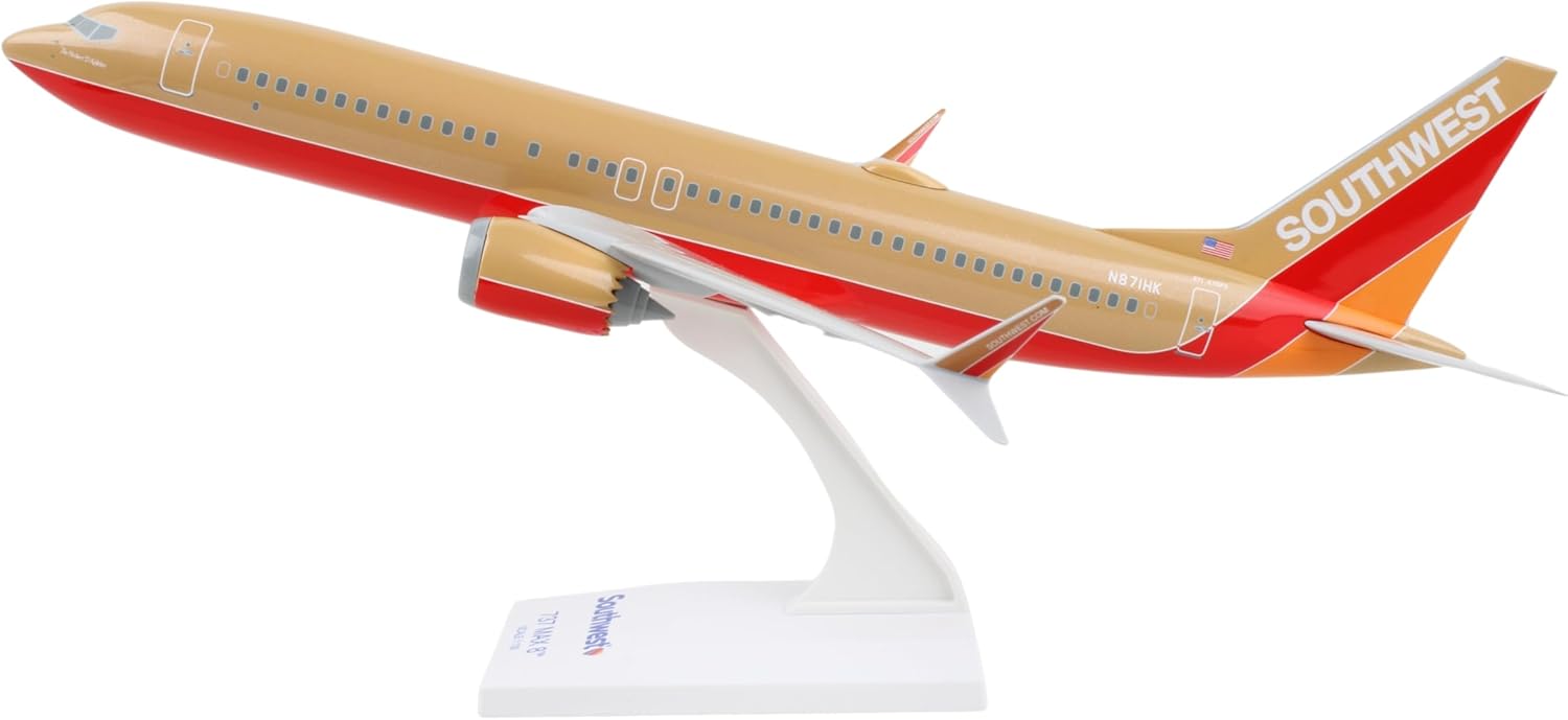 Daron SKYMARKS Southwest 737-MAX8 1/130 HERB Kelleher Retro (SKR1125)