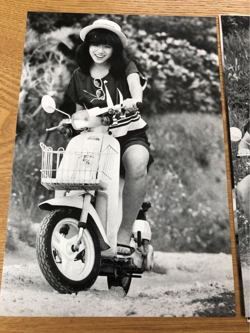 Amazon.co.jp: 中森明菜 切り抜き①80年代アイドル 昭和