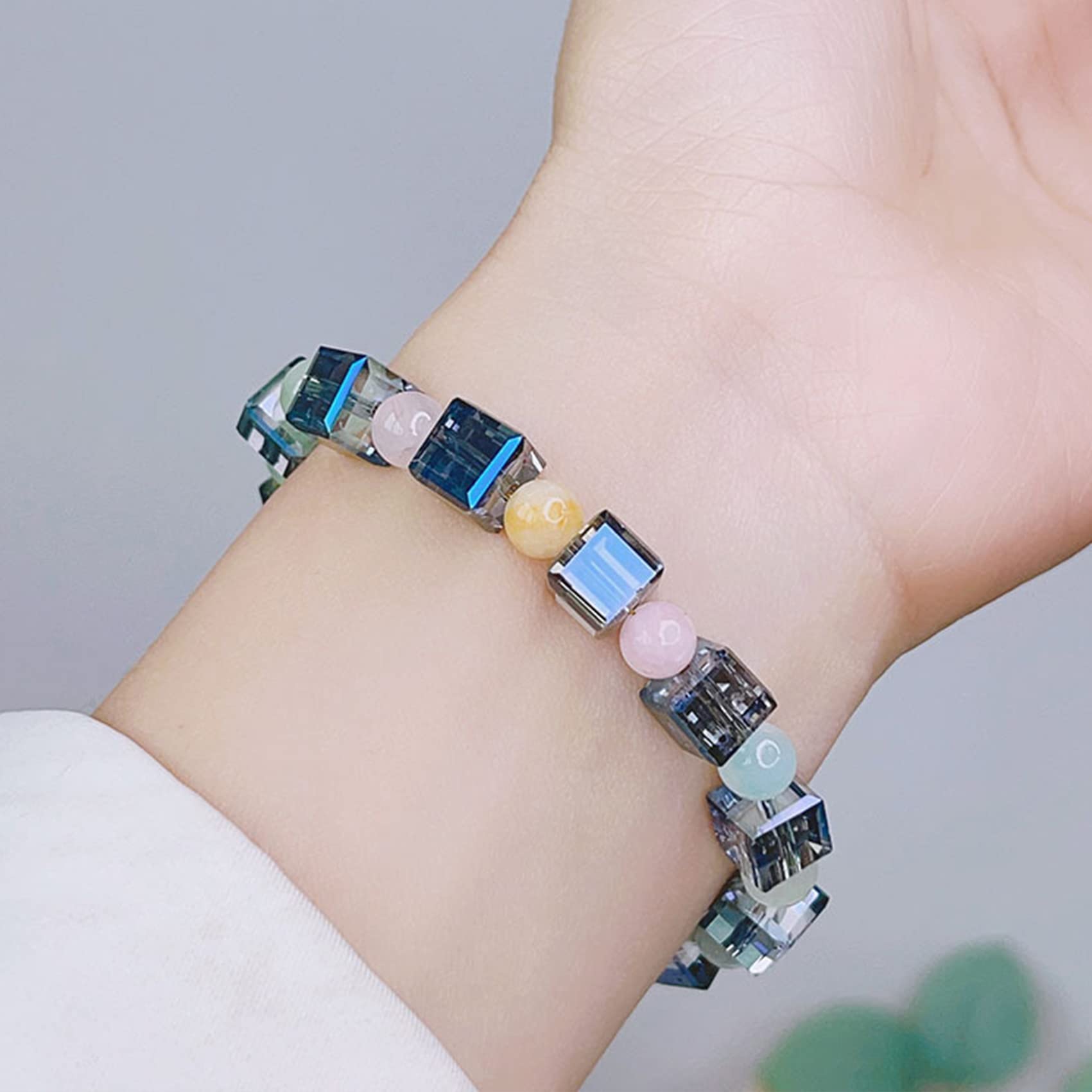 Amazon.co.jp: 風水クリスタル ブレスレット 10mm キューブ ビーズ  