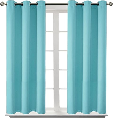 BGment Cortinas opacas para dormitorio, con aislamiento térmico y ojales, para oscurecer la habitación, para sala de estar, juego de 2 paneles de 50
