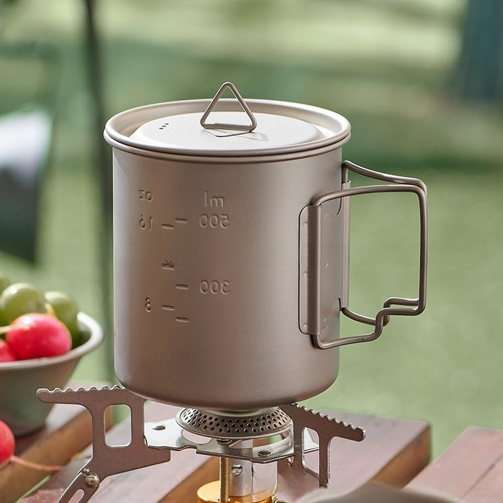 Ti Tasse de camping avec poignée pliable peu encombrante pour randonnée, voyage, randonnée, utilisation en extérieur, solution d'hydratation légère et réutilisable (500 ml)