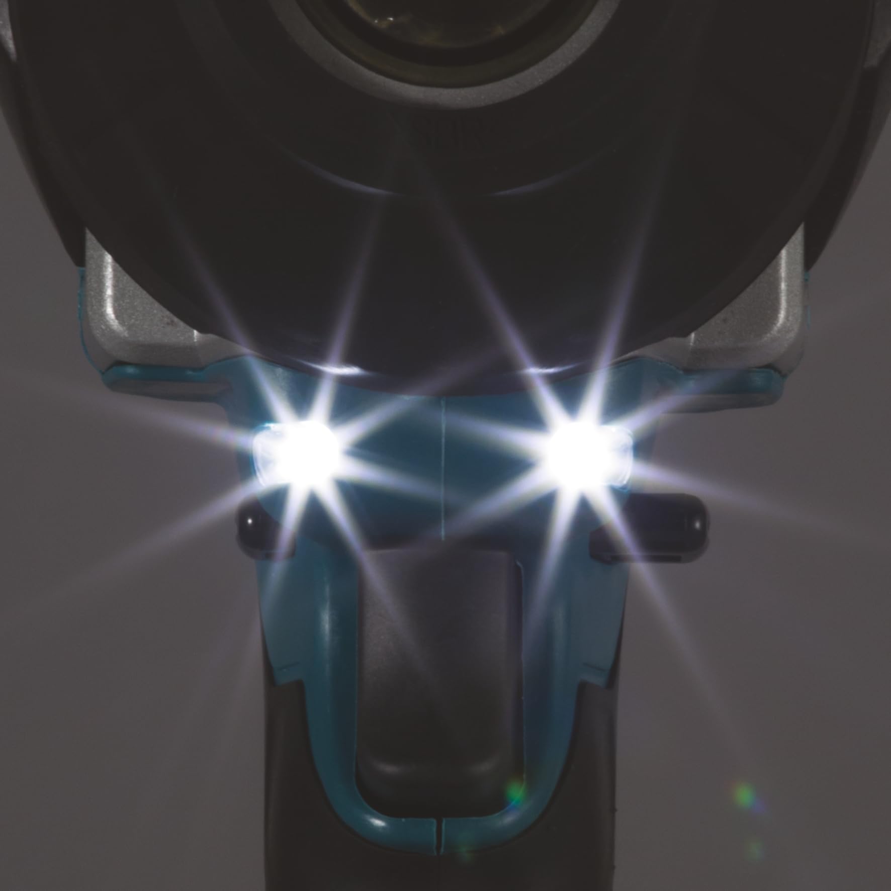 Makita DTW1002RTJ Akku-Schlagschrauber 18 V / 5,0 Ah, 2 Akkus + Ladegerät im MAKPAC