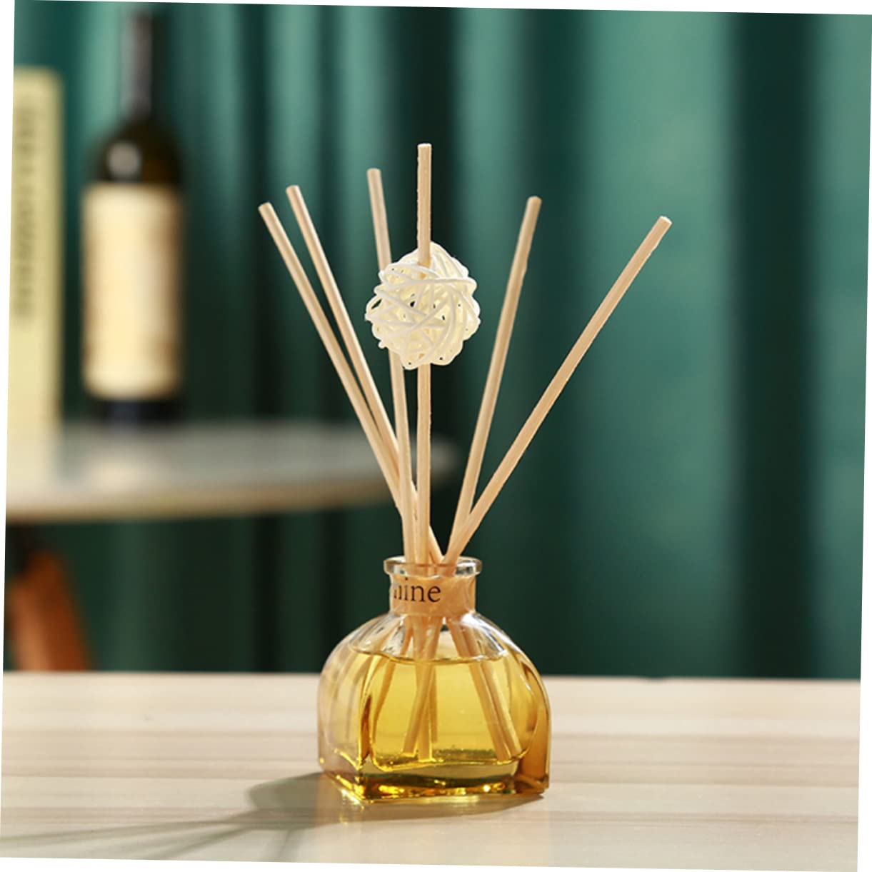 Holibanna Rattan Fragrance Diffuser 100pcs Natural Sticks Essential Oil Diffuser for Home Office Car