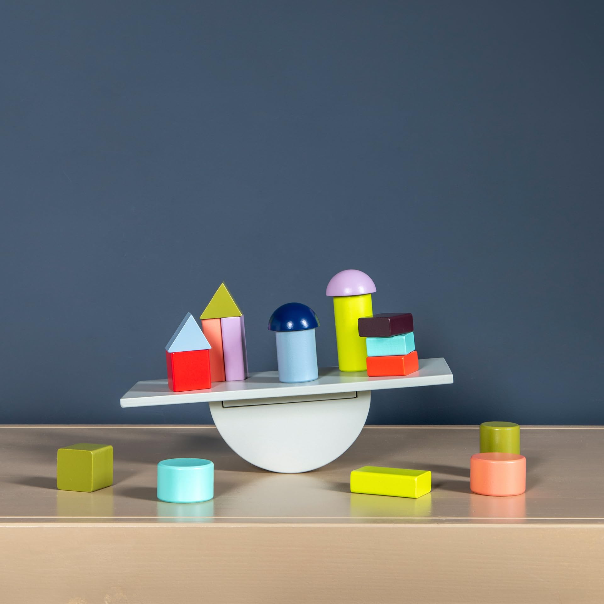 Remember Balancespiel Tivoli – Stapel- und Geschicklichkeitsspiel aus Holz mit Wippe und Bausteinen, unterhaltsames Familienspiel für Kinder und Erwachsene ab 6 Jahren