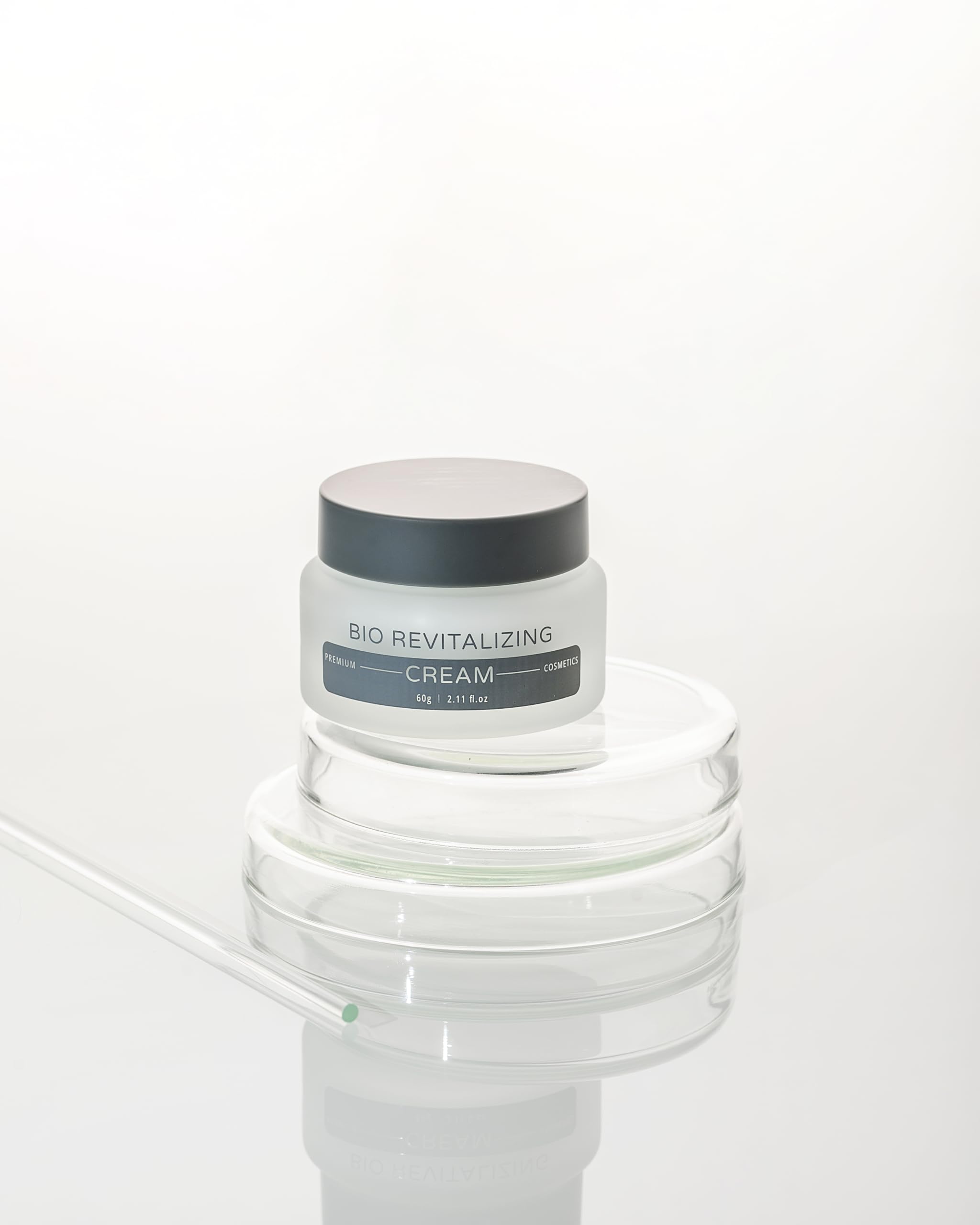 koreanische Kosmetik - Bio Revitalisierende Nachtcreme, 60g, Peptid-Komplex und Pflanzenextrakte, Verjüngende Gesichtspflege