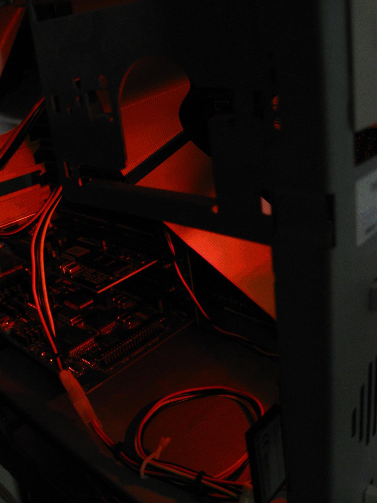 CFC >to> IDE adapter = low cost SSD - solid state drive, new life for old computers! :)