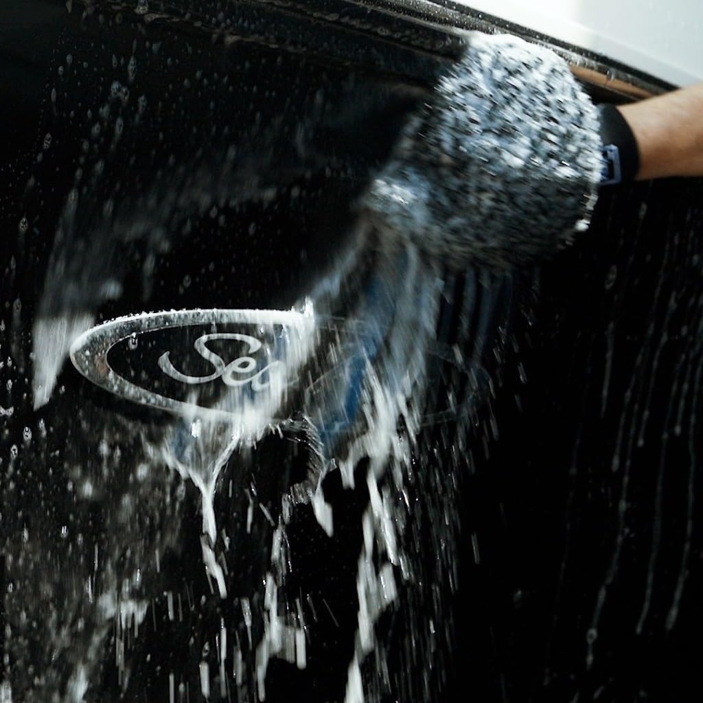 wortek Koch Chemie Boat Descaling Wash 5 l Bdw wraz z rękawicą myjącą do czyszczenia kadłubów okrętowych GFK środek czyszczący żelcoat szampon do łodzi