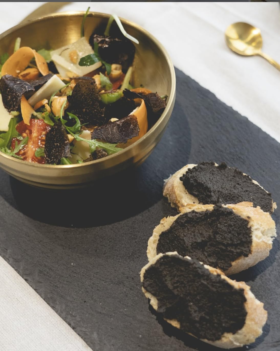 Coffret Gourmet | Beurre à la Truffe Noire 120g + Sauce à la Truffe Noire 90g | Condiments Italiens Raffinés pour Pâtes, Risottos, Viandes & Bruschette | Made in Italy