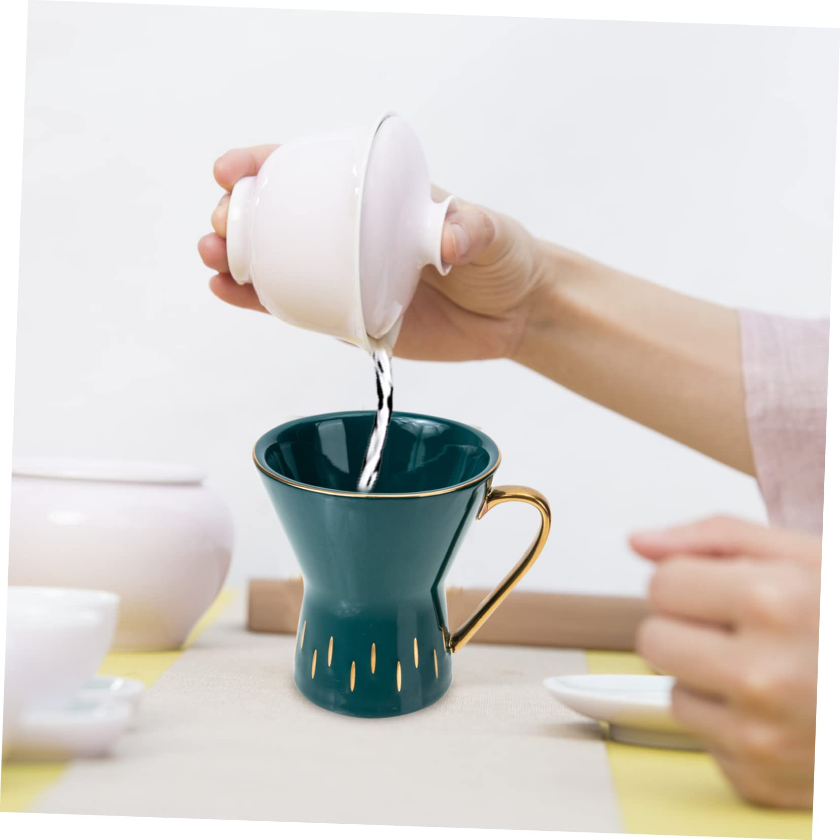 3 Sets Pour over Kaffeetasse Espresso-Tasse Keramik-Kaffeetasse und Untertasse, Kaffeetasse mit weißer Untertasse mit Goldrand, Espressotassen und Untertassen, Bürokeramik, gut aussehende