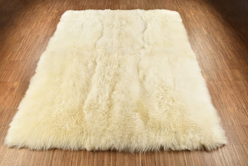 LAMMFELL Teppich Champagner Creme Weiss CA. 200 x 150 cm Fell Teppich KURZWOLLIG AUS 6 SCHWEDISCHEN LAMMFELLEN VON KUHFELLE ONLINE (200 x 150 cm)