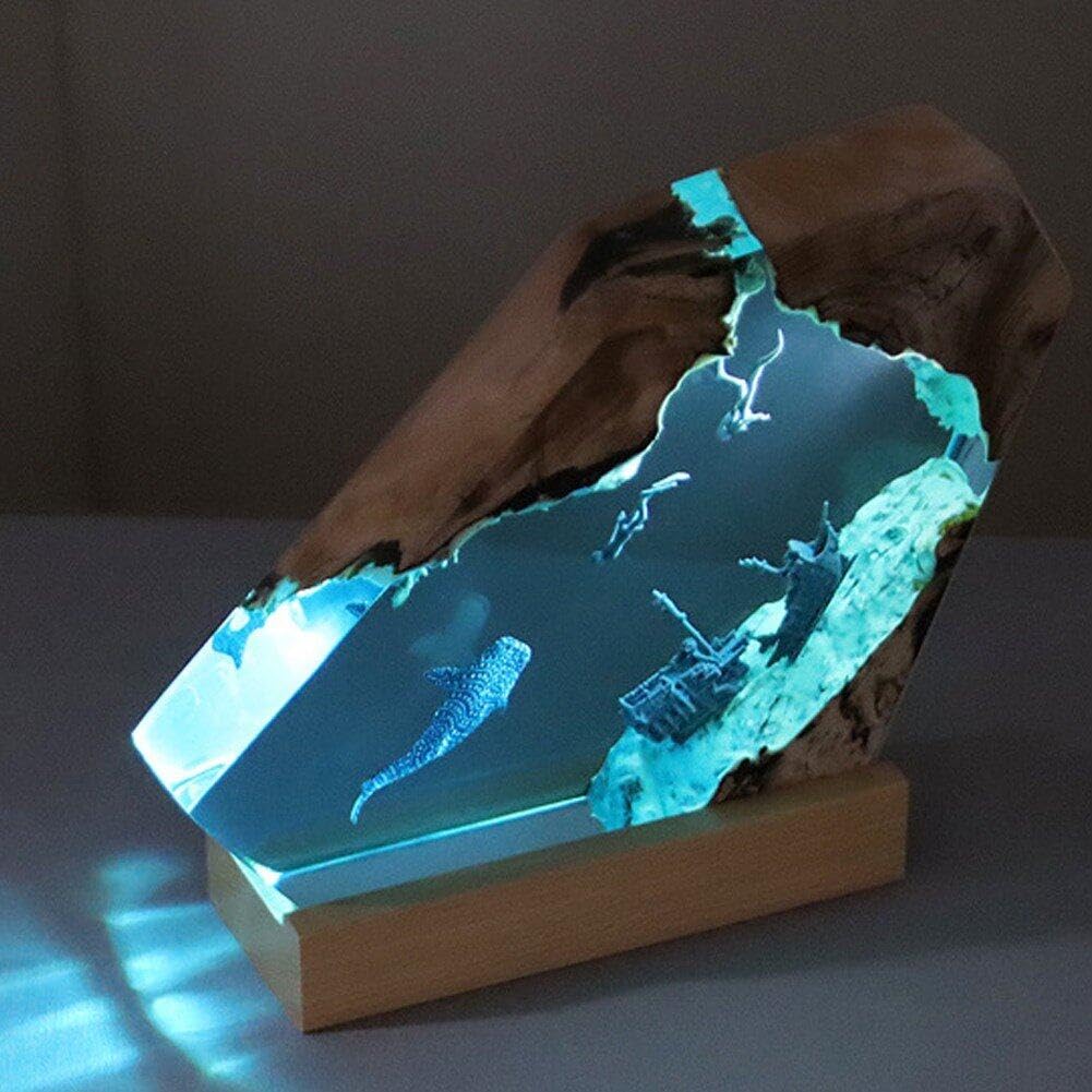 Wudaizhi Lampe Légère en Résine, Lampe Lumineuse en Bois De Résine Grand Plongeur Et Baleine À Bosse Lumières LED Veilleuse pour Bricolage Table Artisanat Fête Mariage Lampe De Bureau