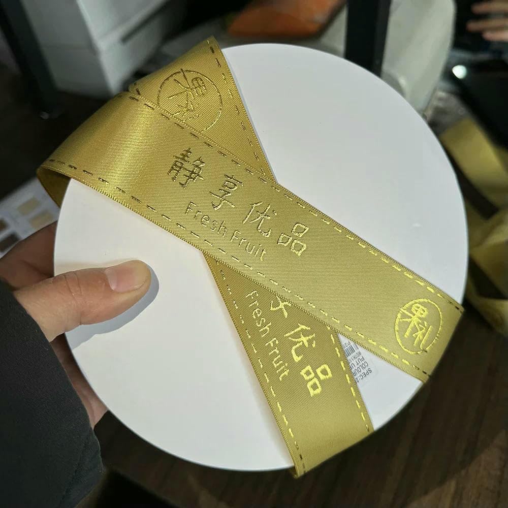Cinta de poliéster satinado con estampado metálico de 16 mm a 51 mm para envolver regalos y embalajes, lote de 100 yardas (15 mm x 100 yardas), color dorado láser