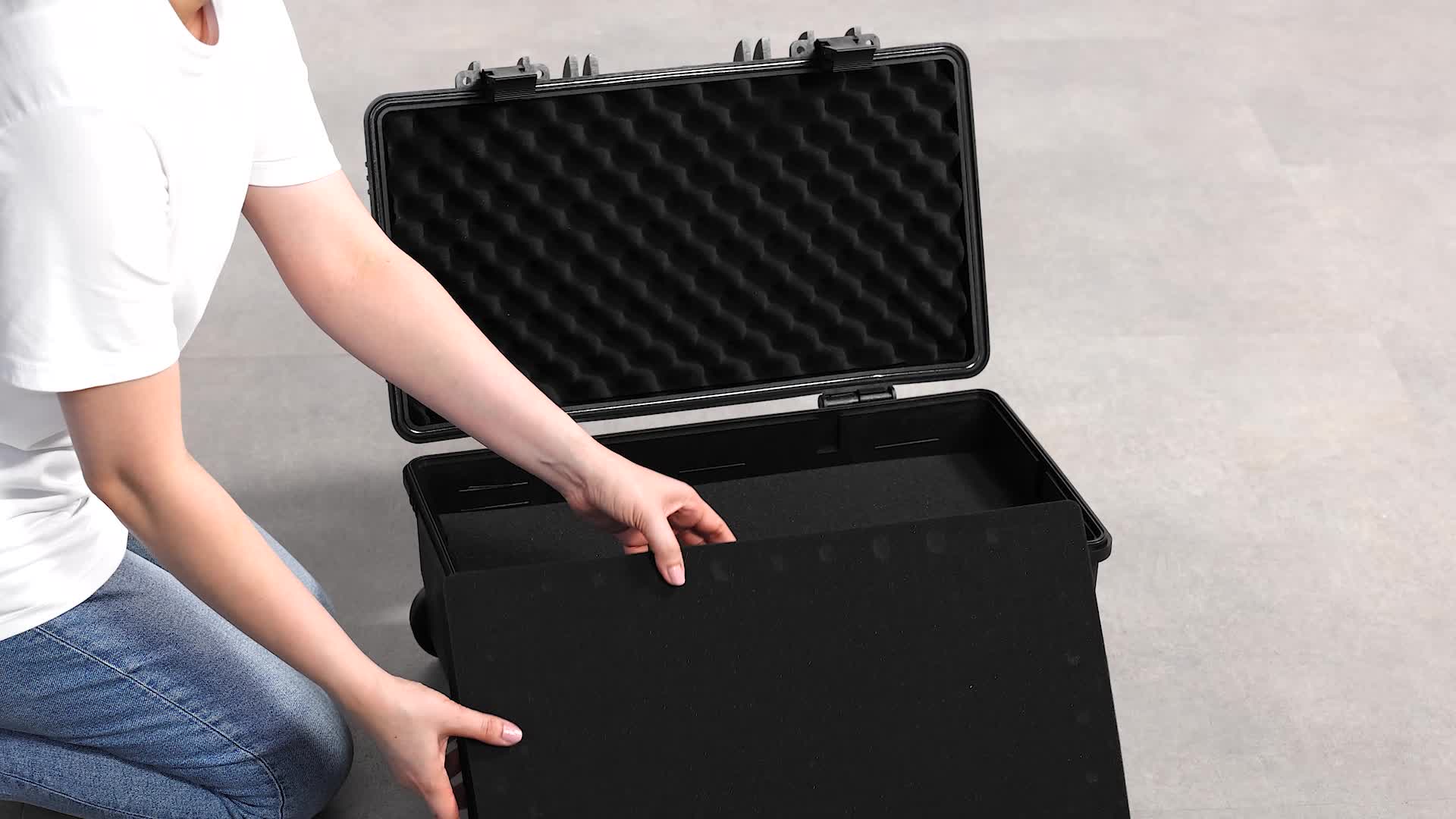 Range Piece De Monnaie SAFE 7961 Étui Rigide Pour Pièces | Pour Pièces Jusqu'à 38 Mm | Bleu Foncé | Intérieur Velours Et Coussin En Soie | Dimensions Extérieures 65 X 70 X 12 Mm Album Timbres