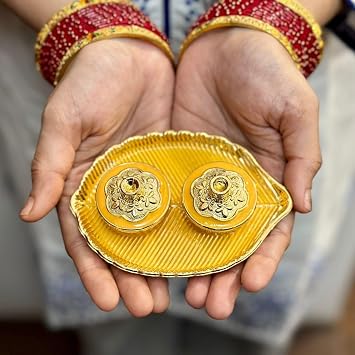 HALDI MEHENDI SHAADI Haldi Kumkum Holder Leaf Shaped Multicolour with Free Haldi Kumkum for Women, Weddings, Pooja Functions. Traditional Meenakari Return Gift Set (Pack of 8)