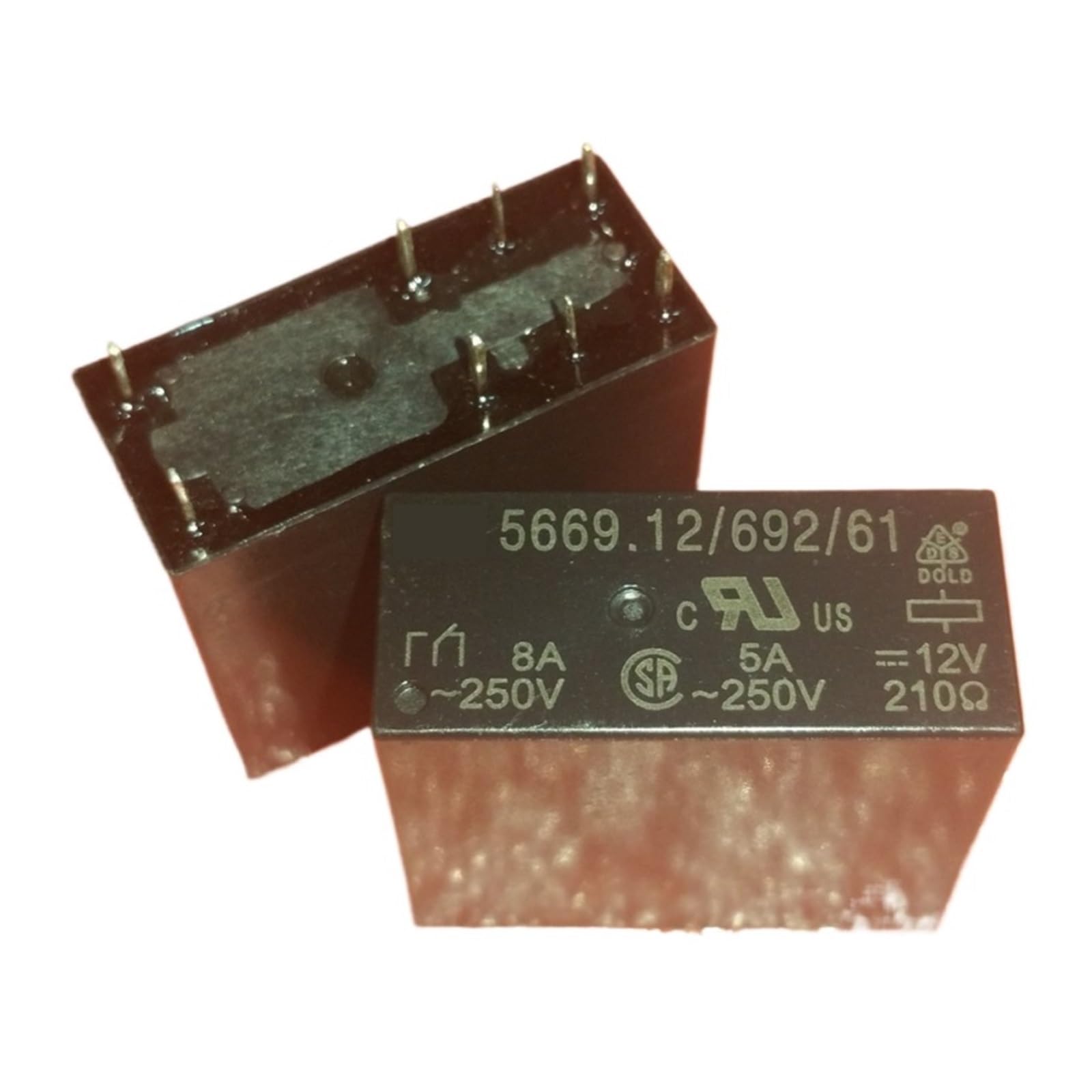 Relais de puissance 12V 8A 250V 5669.12/692/61 à 8 pins pour commutation sécurisée