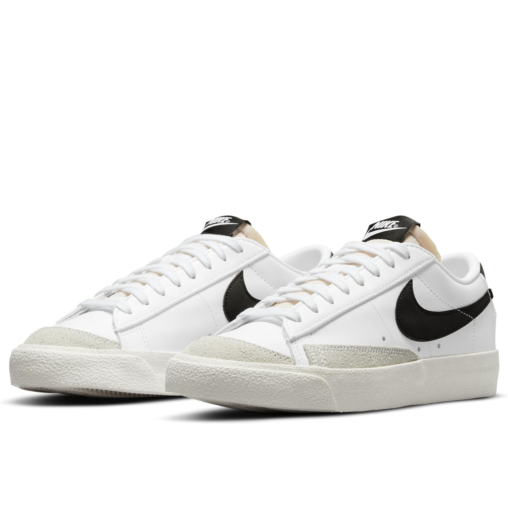 NIKE Women's Basketball Shoes, White Black Sail White, 9.5
