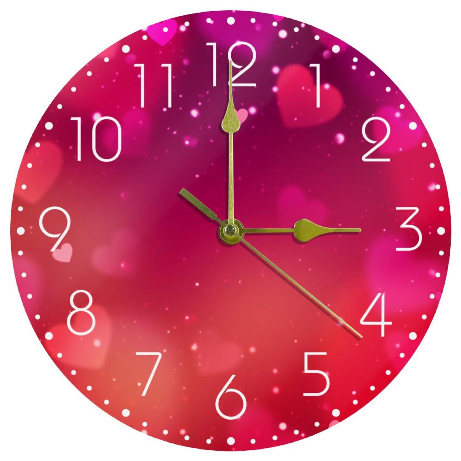 Horloge murale silencieuse contre le tic-tac dans la chambre