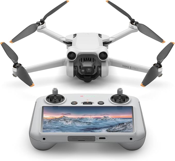DJI Mini 3 Pro con DJI Smart Control – Dron ligero y plegable con Mando a distancia, vídeo 4K/60 fps, fotos de 48 MP, 34 minutos de tiempo de vuelo, detección de obstáculos tridireccional