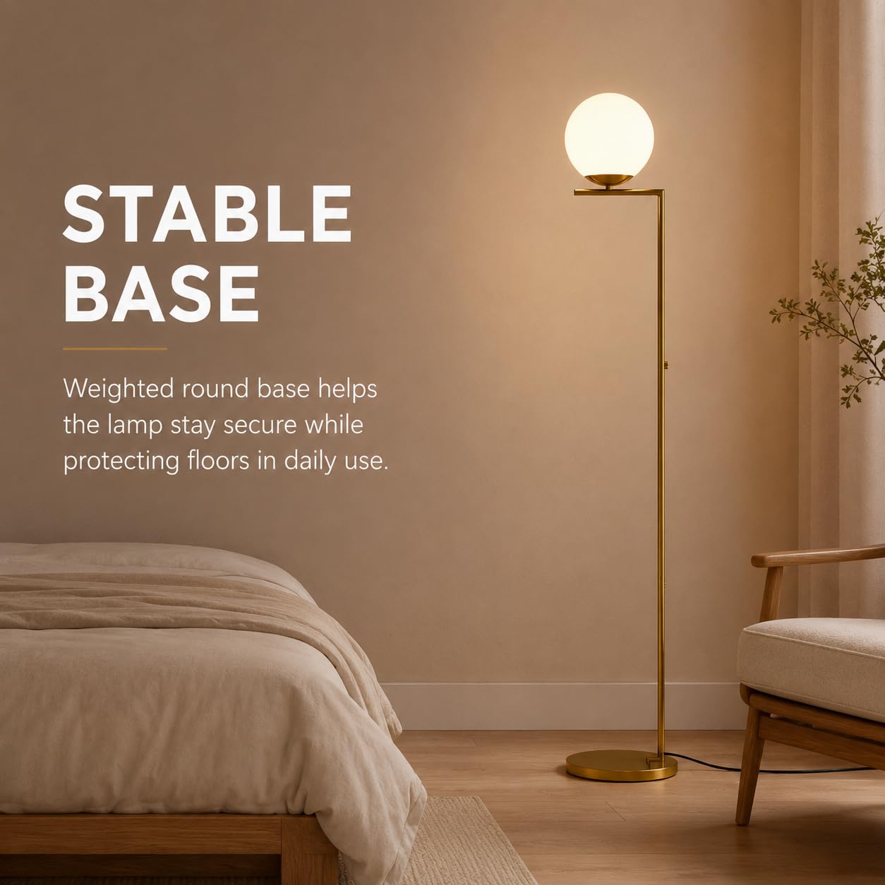 Barcelona lampa podłogowa LED lata E27, szkło opal, Ø 22 cm, złoty