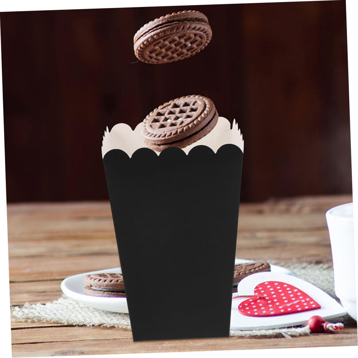 PRETYZOOM 100pcs Black Paper Popcorn Boxes Movie Night Snack Containers Party Candy Bags Wedding Favor Supplies