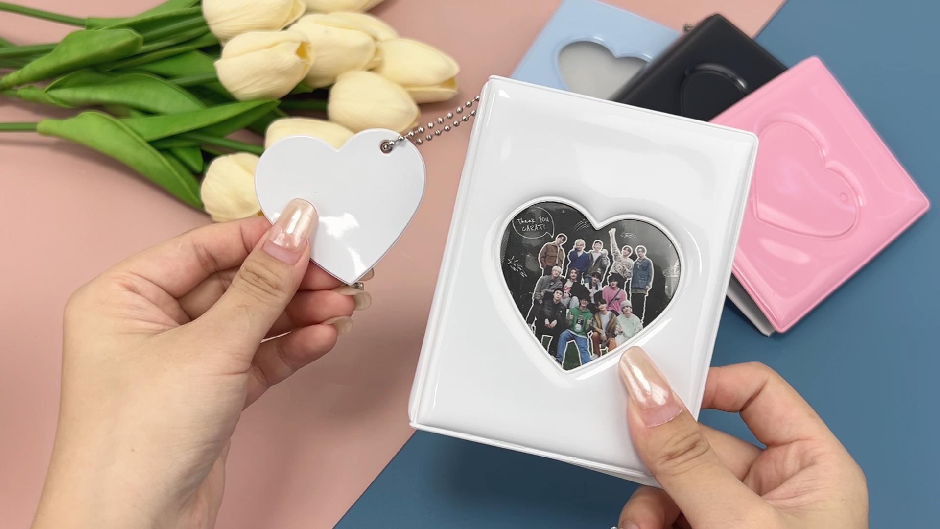 Kpop Fotokaart Album Mini Foto Sleeve Binder met 32 Zakken (Vierkante Cover) 2 Stuks Kpop Idol Fotokaart - Draagbaar Collectorboek voor Polaroid Films, ID-kaart, Naamkaart, Fotokaart (Beige