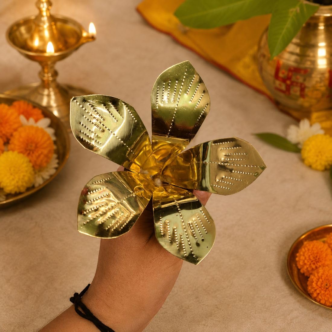 MAYAPURI Pure Brass Amra Pallav or Original Pital Aam Patta/Pooja Mango Leaves for Daily Puja | Golden Colour, Mango Leaf Size; 3.5x3.5x3.5 inches (Pack of 1)-image-17