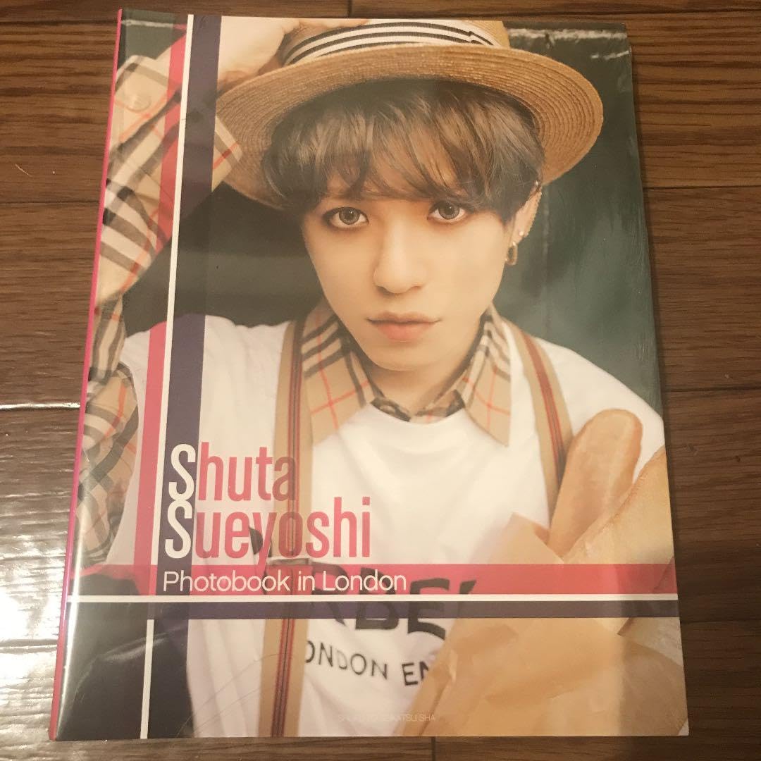 AAA写真集 末吉秀太写真集二種付き Amazon.co.jp: SHUTA SUEYOSHI(AAA)FIRST PHOTO BOOK S : 末吉
