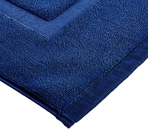 AmazonBasics Banded Bath Mat, Navy Blue