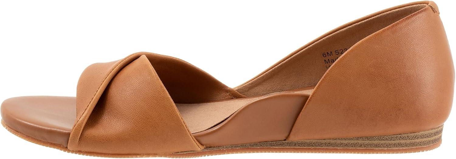 SoftWalk Women's Cypress