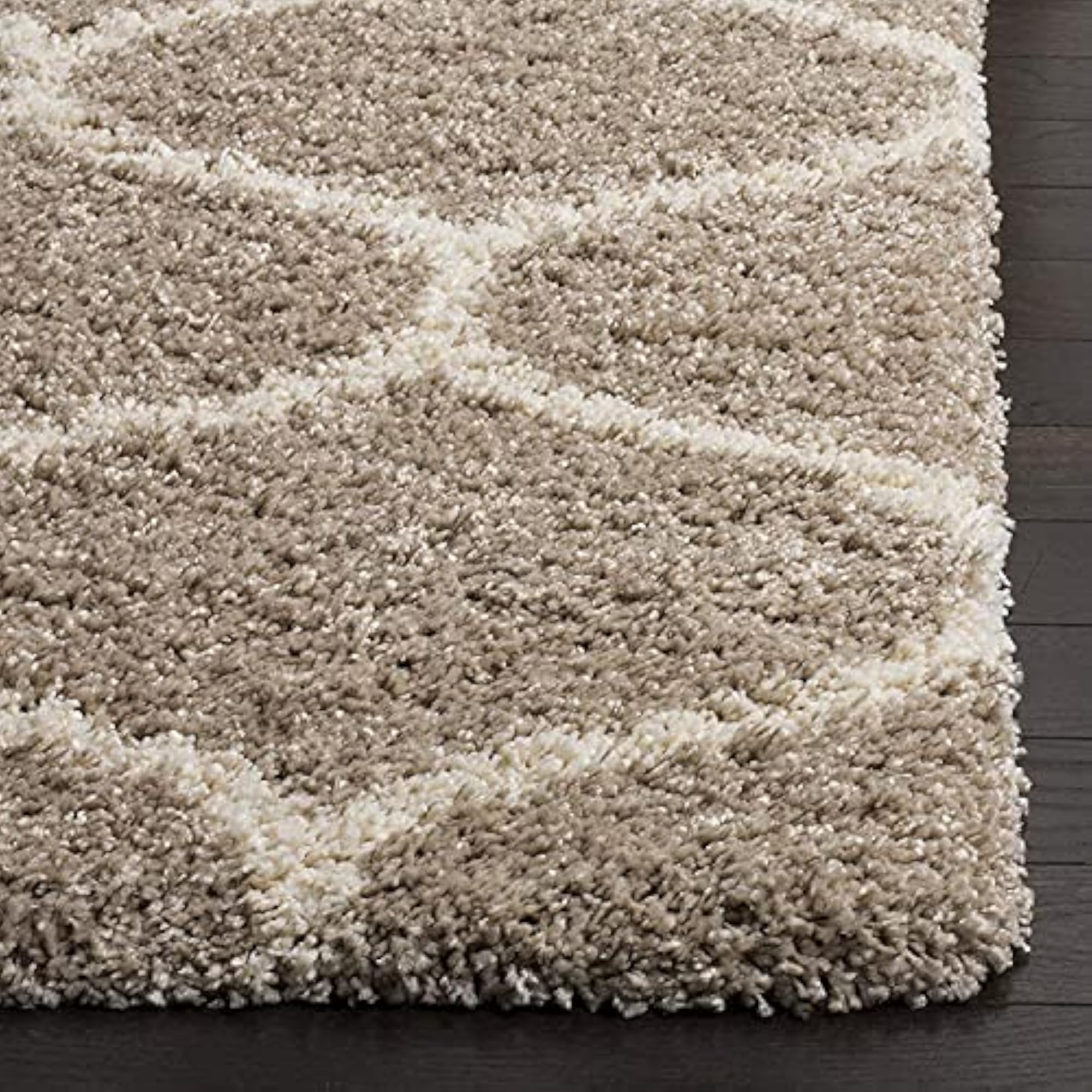 Handmade Traditional Design Carpet, 3x5 Feet