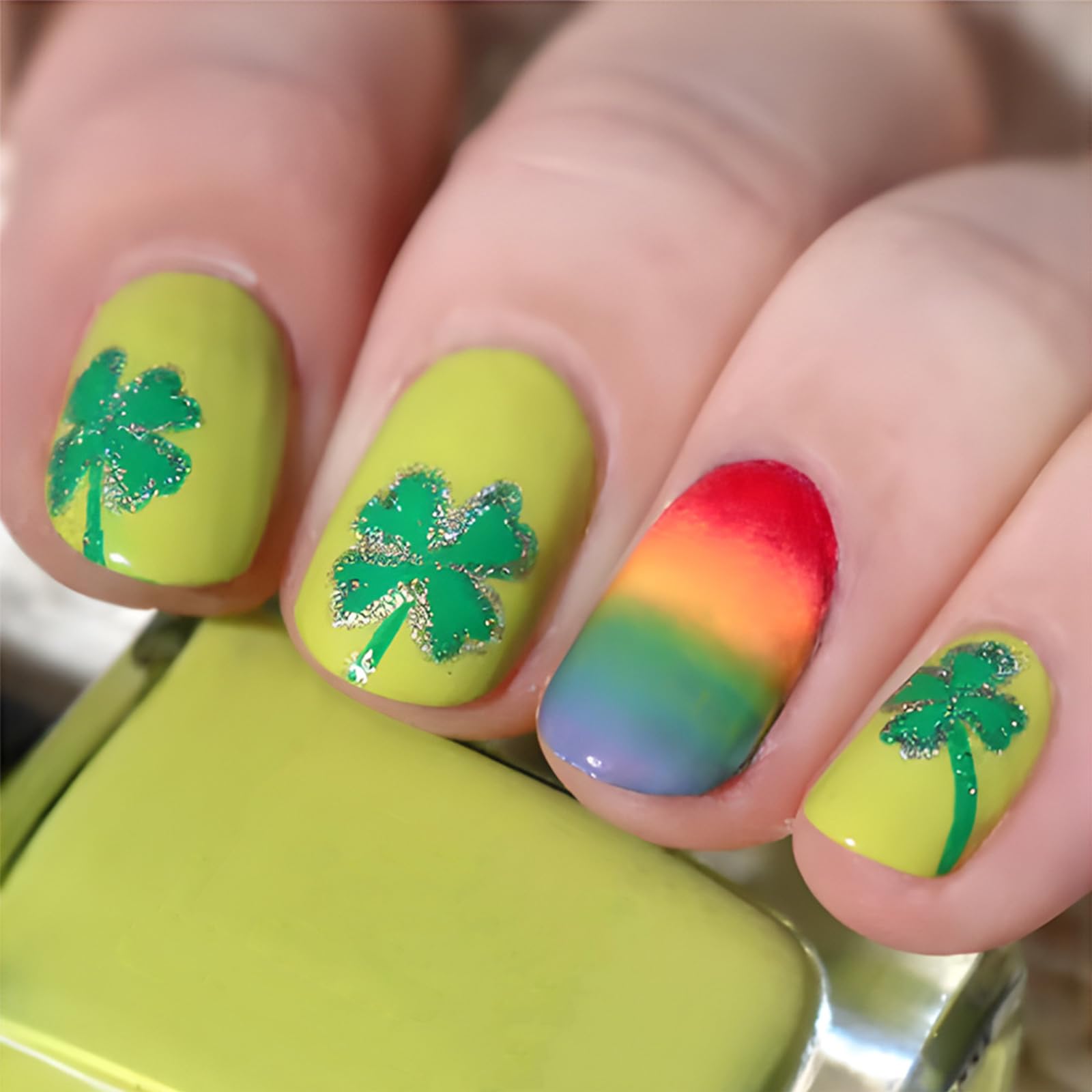 LBPEPAMZ 24Pcs St. Patrick's Day Press on Nails Short Square Fake Nails with Shamrock Design Colorful Rainbow Silver Glitter Shamrock Glue on Nails