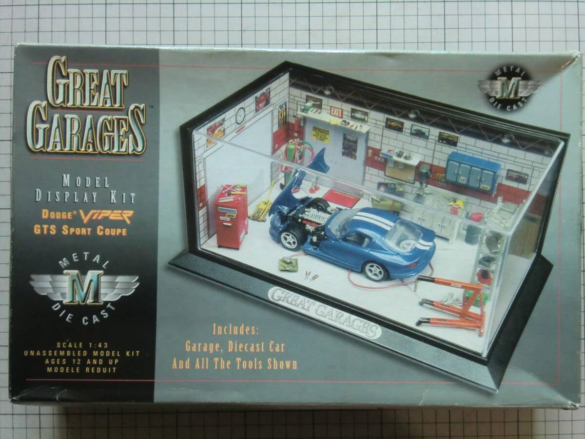 京商　1/43 ダッジ・バイパーGTS ガレージセット 未組みたて送料無料 京商 1/43 ダッジ・バイパーGTS ガレージセット 未組みたて送料無料