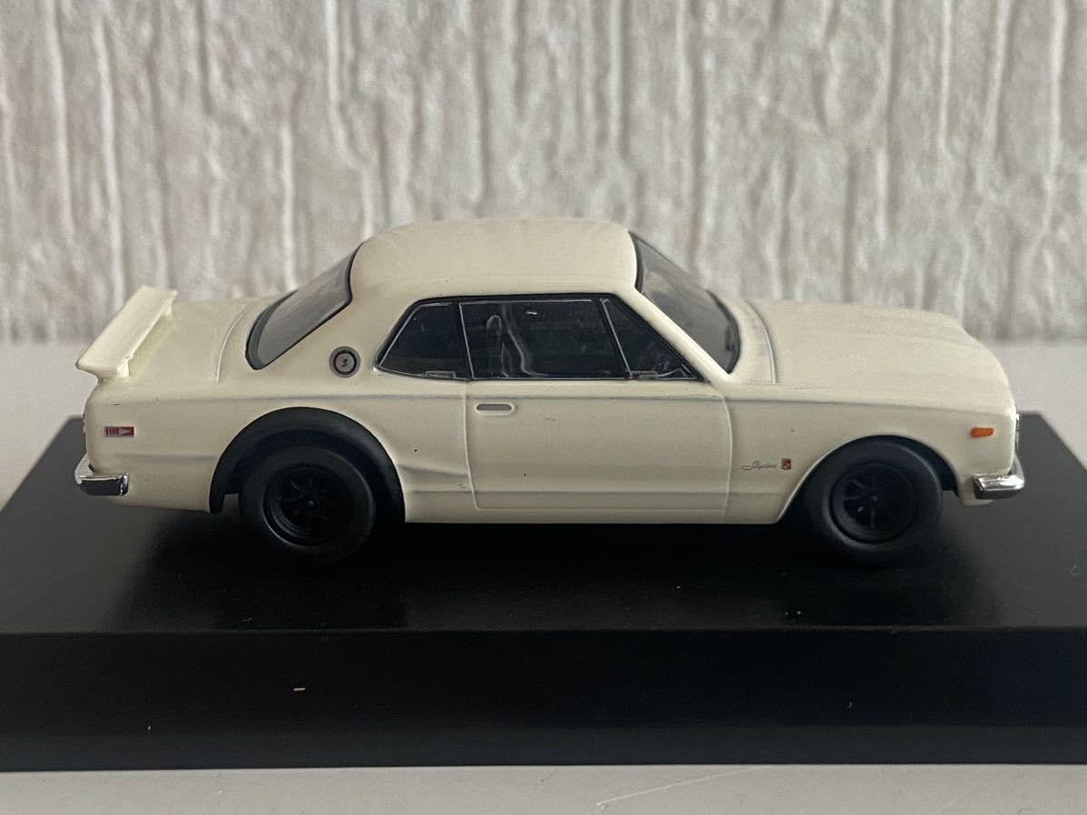 Amazon.co.jp: 京商 1/64 スカイライン 2000GT-R ホワイト ワタナベ