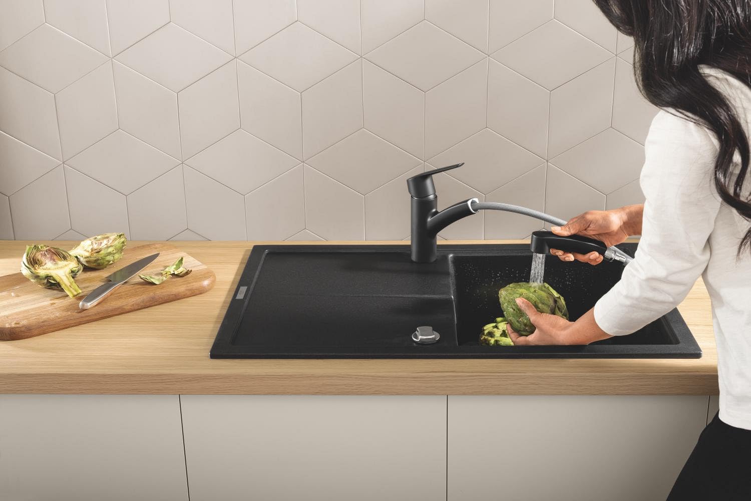 GROHE QUICKFIX Start, Rubinetto Miscelatore monocomando per lavello, con doccetta estraibile a 2 getti, Matt Black, 303072431