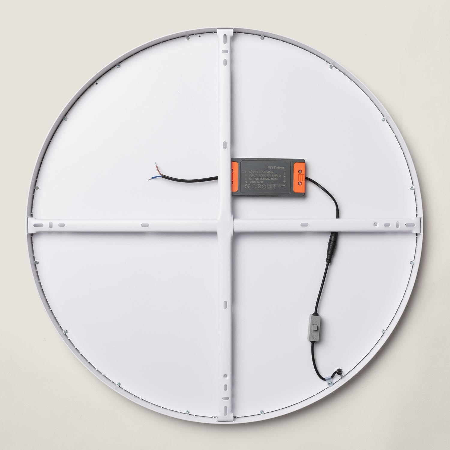 LEDKIA LIGHTING Plafón LED para Cocina, Comedor, Habitación 48W Circular Foco Downlight Empotrable Plano Temperatura de Color Seleccionable (Blanco Frío, Neutro, Cálido) Ø600 mm