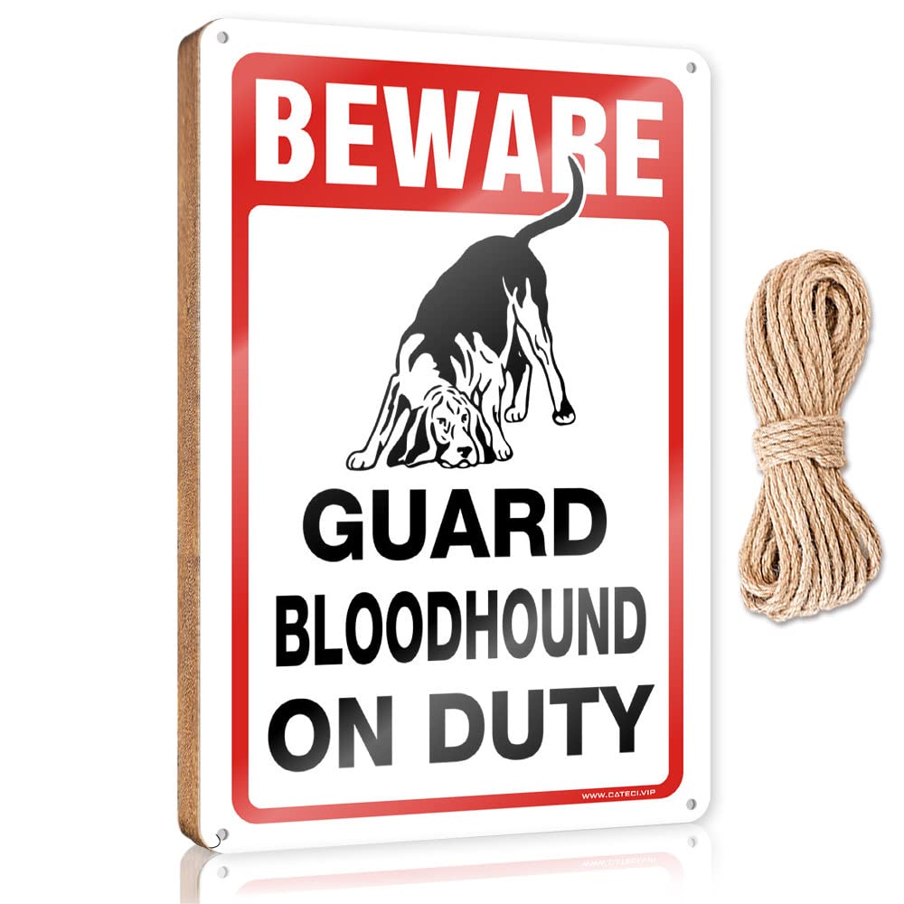 Wooden Hanging Sign Beware! Guard Bloodhound On Duty Wooden Sign(20X30CM)