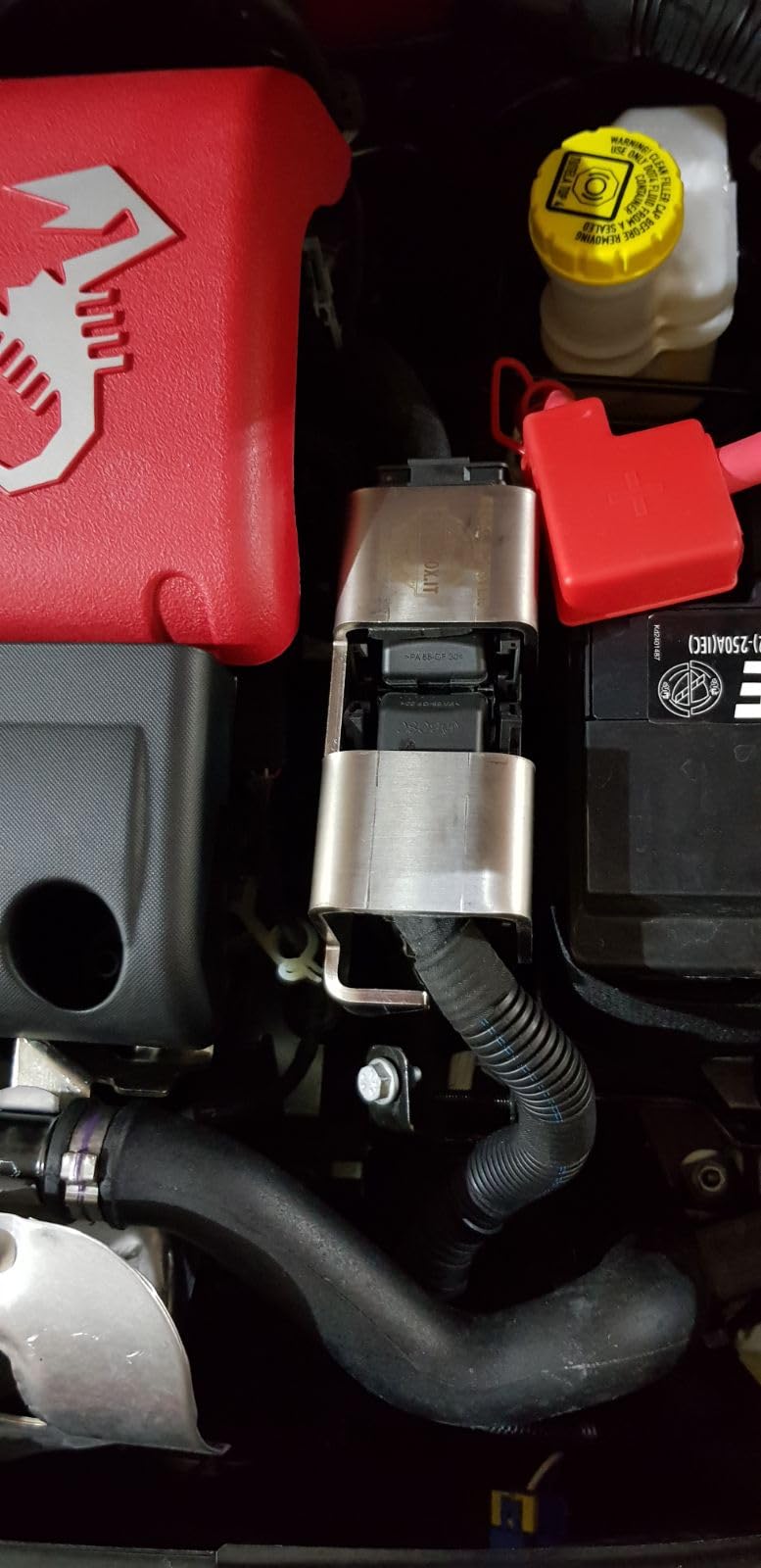 Steel Monster - Blindatura corazzata per centralina Motore - Modello SM03 4 Millimetri Rinforzato - Protezione Auto - Block Box Antifurto (Centraline Euro 6 Benzina)