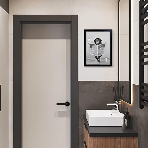 Miniatura 2 de Arte de pared enmarcado de mono divertido en bañera, arte de pared de mono en lienzo blanco y negro, impresiones de decoración de baño de granja,