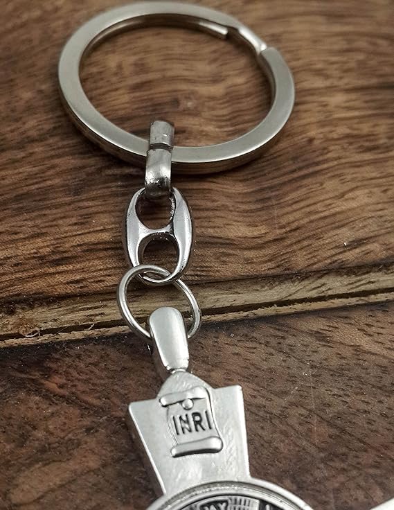 Vista 3 de Medalla de protección contra el mal, de san Benedicto, llavero de metal con cruz, llavero de fe, de Jerusalén, dije de 3 pulgadas