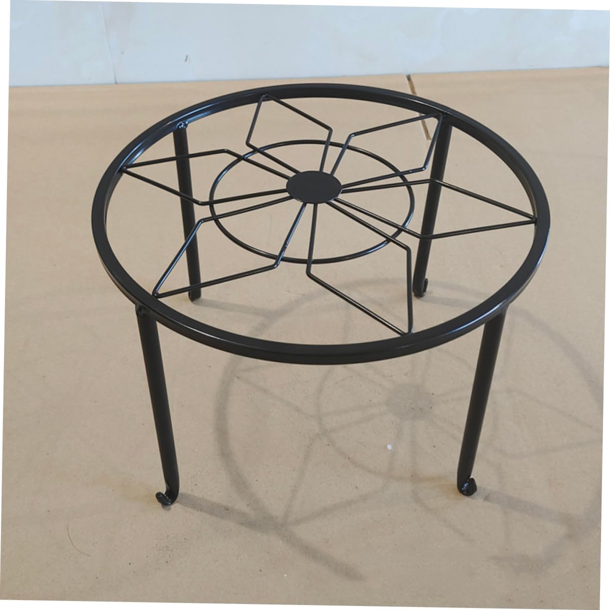 VICASKY Metal Plant Stand for Indoor Flowers Rustic Single Layer Iron Flowerpot Holder for Balcony and Living Room Small Hexagon Design for Home Decoration