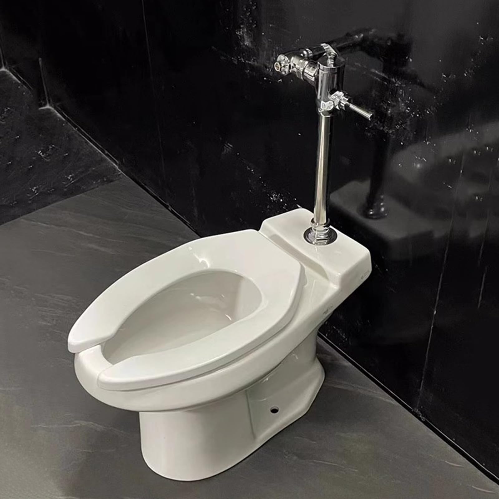 Inodoro comercial, altura cómoda, instalación de pie, material cerámico, válvula de descarga manual, drenaje de suelo, desplazamiento de 4,5 L