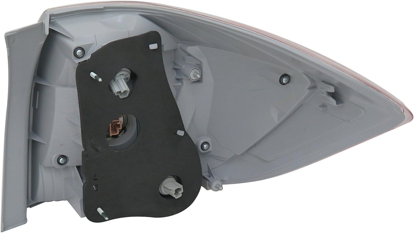 TYC Left Tail Light Assembly Compatible with 2011-2013 Toyota Highlander