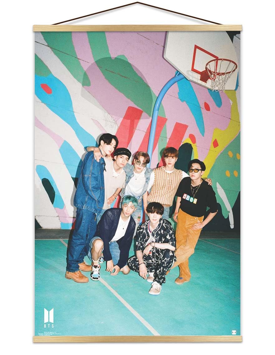 Amazon.com: Scorpio Posters BTS - Dynamite Court Poster