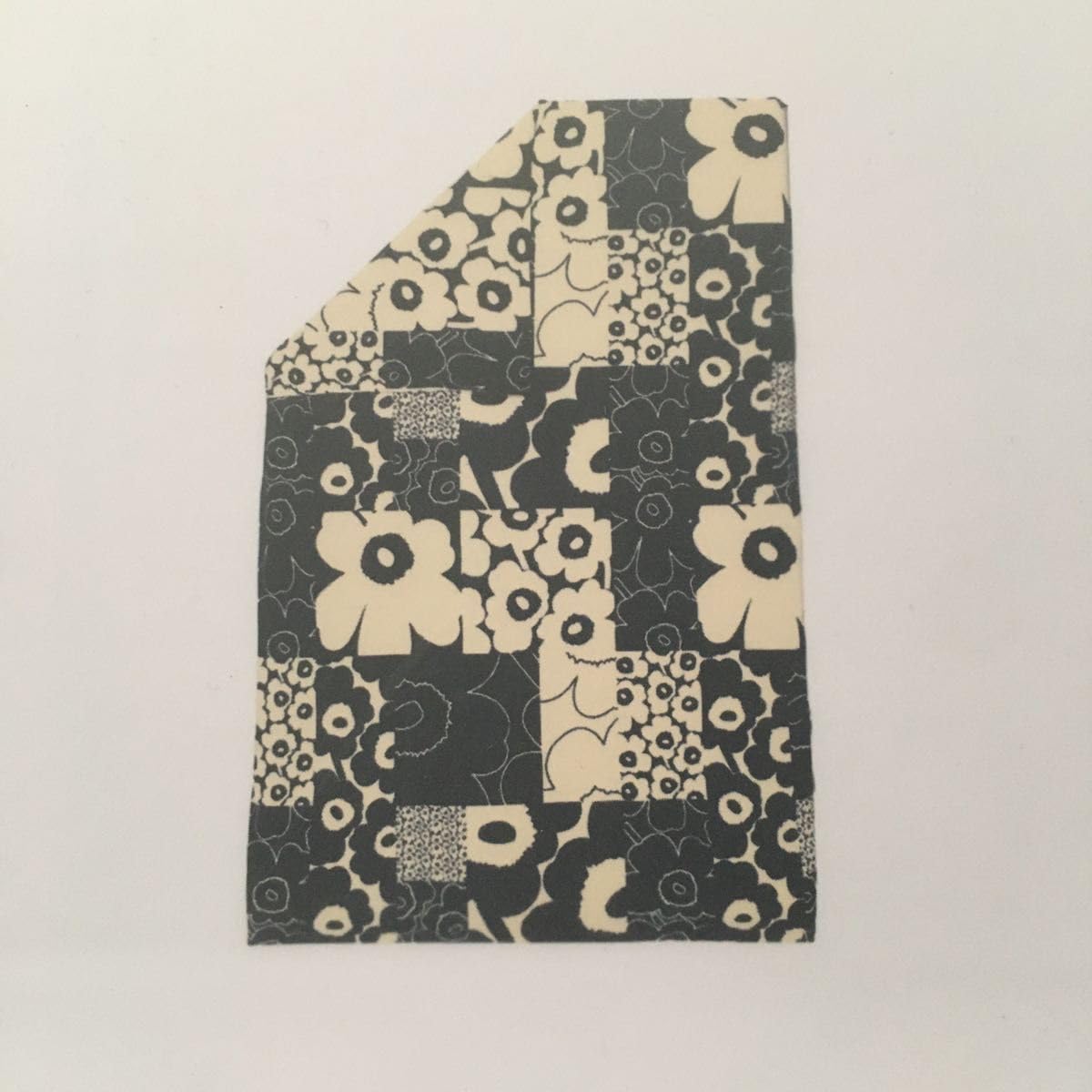 新品未使用　マリメッコ   ウニッコ　コラーシ　デュベカバー   シングル 新品未使用 マリメッコ ウニッコ コラーシ デュベカバー