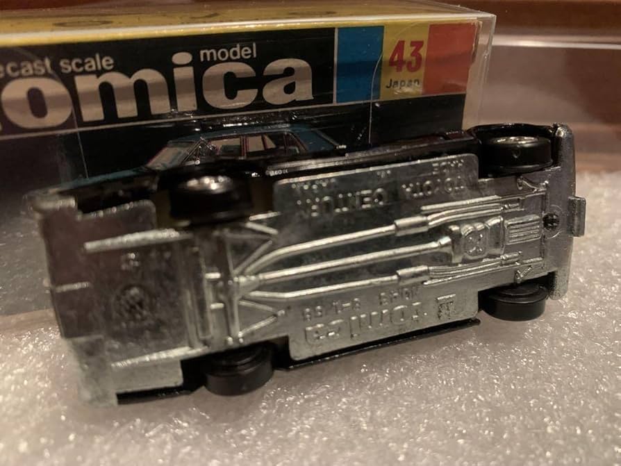 Amazon | トミカ トヨタ センチュリー 1E ホイール- | ミニカー・ダイ